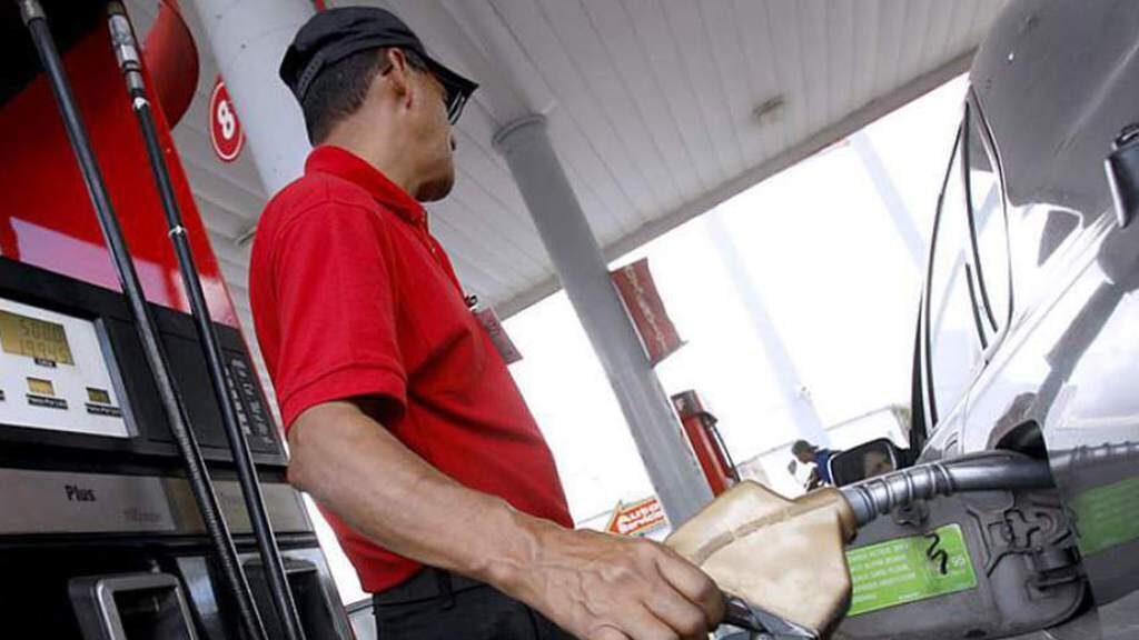 Combustibles suben entre 1.40 y 3.50 pesos y el precio del GLP fue congelado