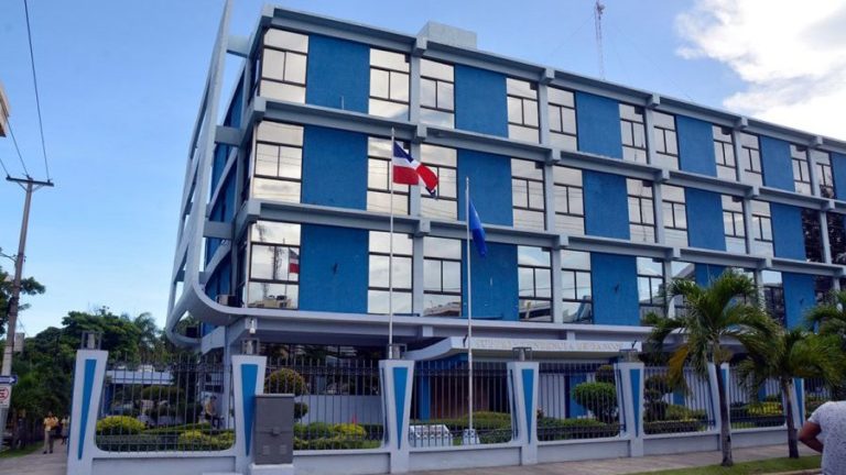 Bancos acuerdan financiar RD$480 millones para mipymes