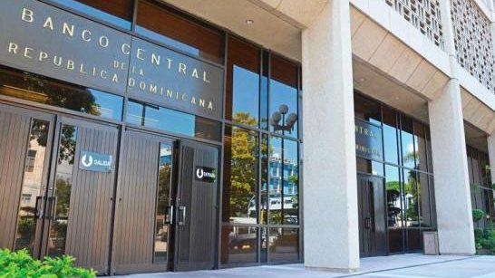 El Gobierno Dominicano Anuncia Aumento en el Aporte al Banco Central para Reducir Deuda