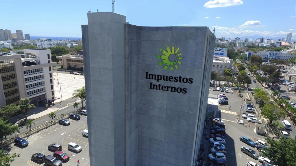 DGII: plazo para renovar marbete sin recargos vence viernes