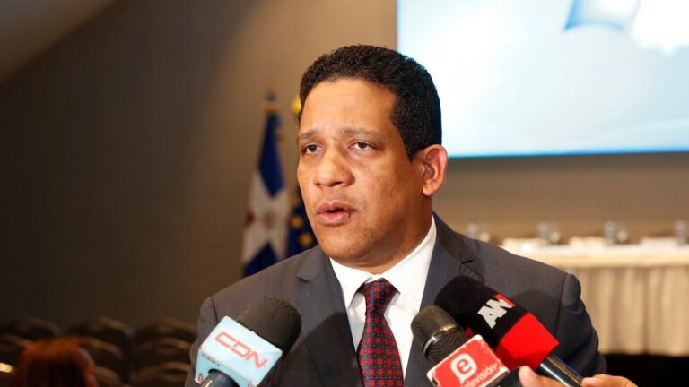 Carlos Pimentel Asume Nueva Responsabilidad en Alianzas Público-Privadas
