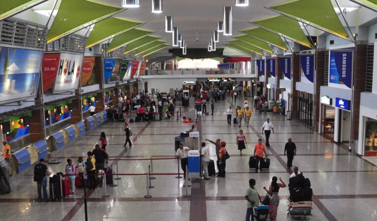 Aerodom restablece energía en área sur del AILA