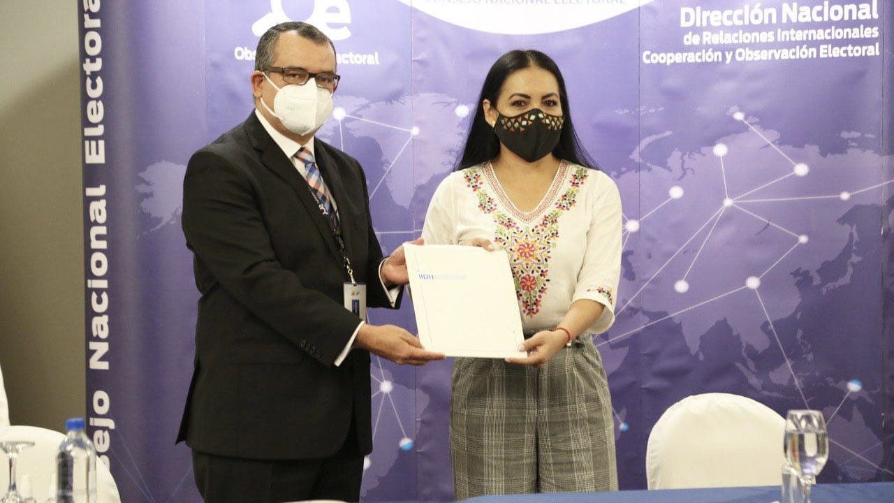 efe de Misión de UNIORE presenta informe de observación electoral de Elecciones Generales de Ecuador