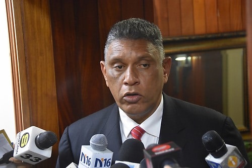 Empresarios saludan iniciativa de consenso impulsa Interior y Policía