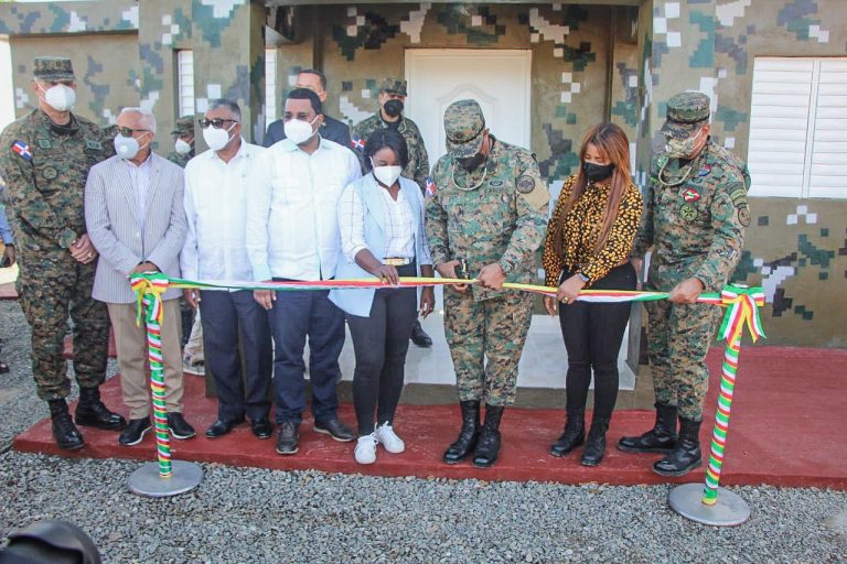 INAUGURAN DESTACAMENTO MILITAR RINCONCITO
