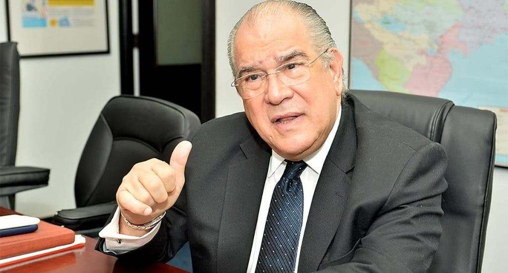 Feris Iglesias explica que pasa con las vacunas que aun no llegan al país