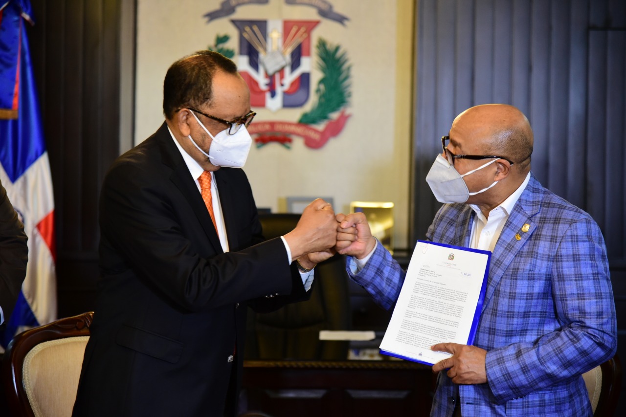 Poder Ejecutivo deposita en Congreso Nacional Proyecto de Ley de Referendo