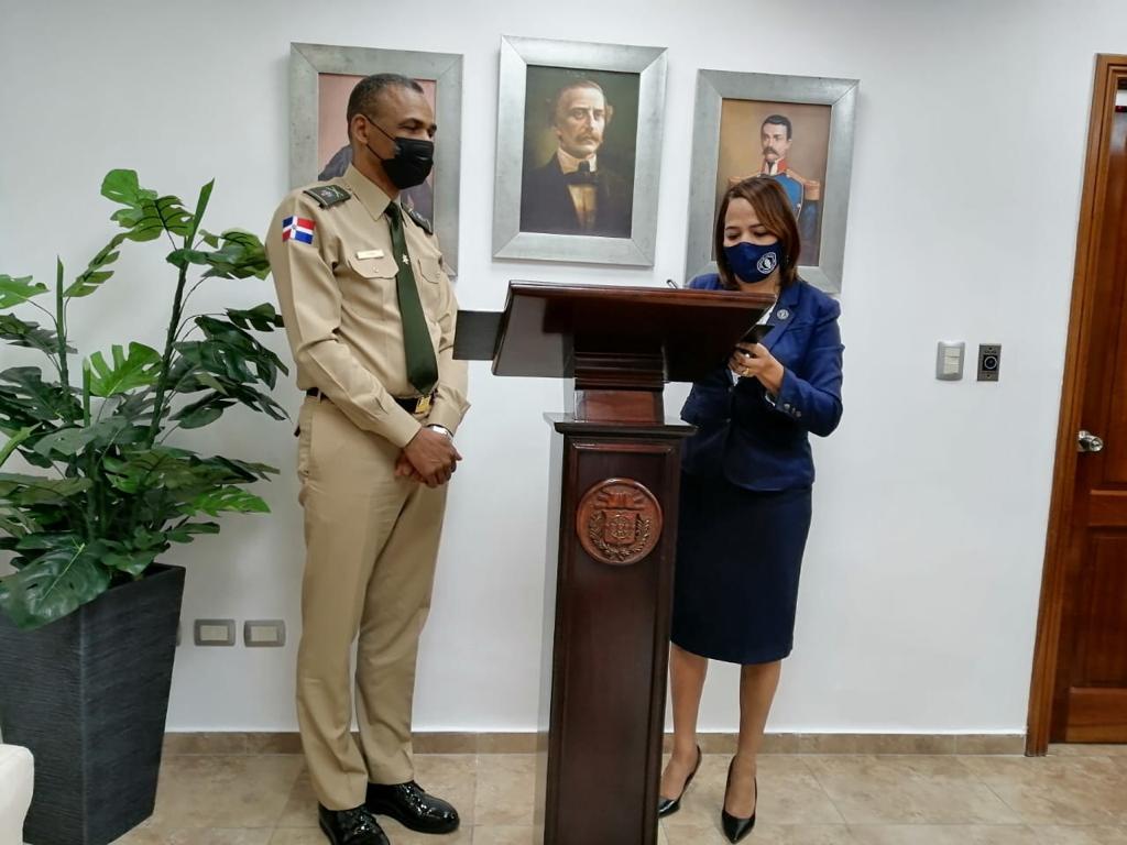 Presidente Círculo de Locutores Dominicanos visita director Escuelas Vocacionales FFAA y la PN