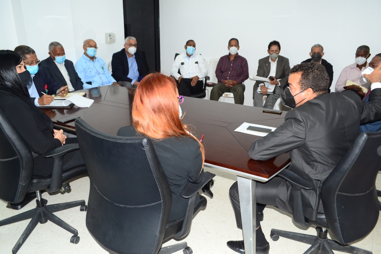 Fiscalía de SDE y Bienes Nacionales perseguirán ocupantes ilegales de terrenos