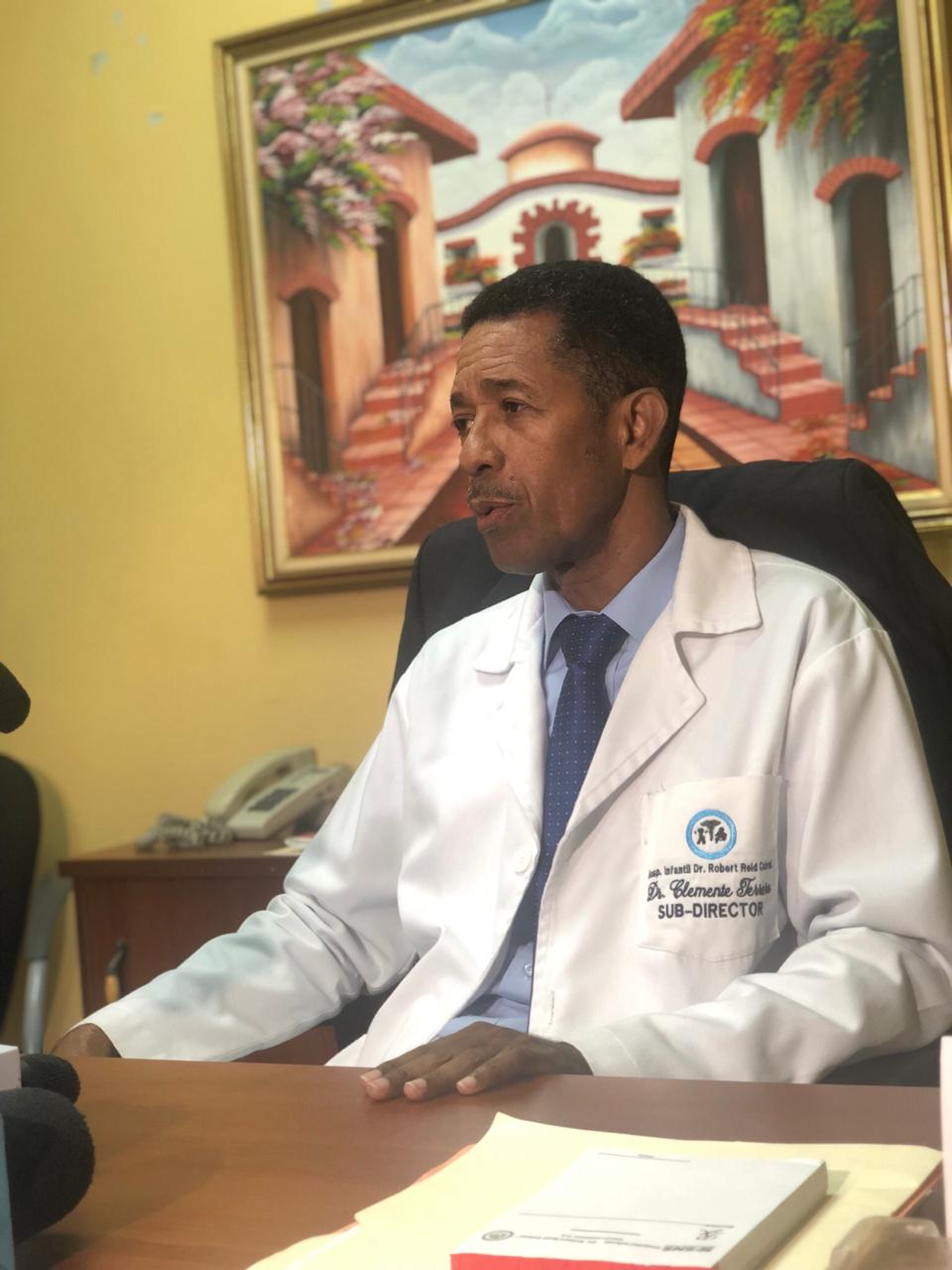 Clemente Terrero informa aumentan a 11 los casos sospechosos de difteria en el Reid Cabral