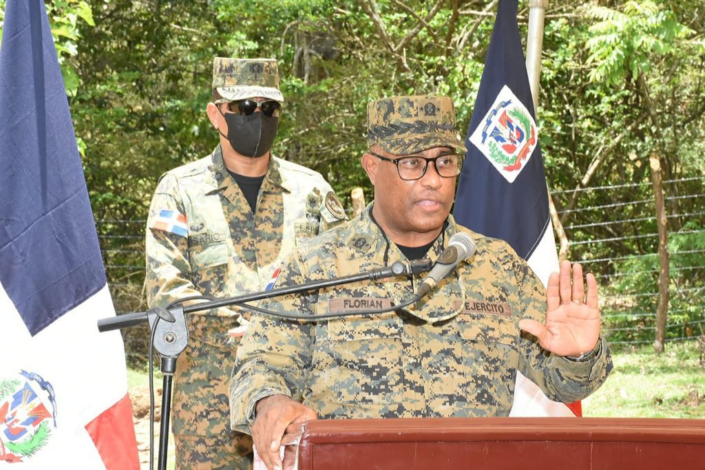 Inicio construcción de destacamento El Morro, en Elias Piña.