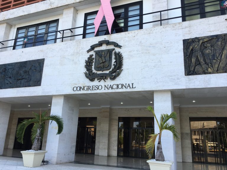Congreso reitera su postura: no se tocará la cesantía laboral salvo para mejorarla
