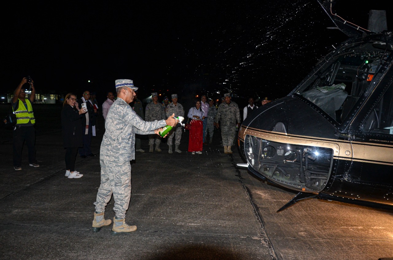 Una vez más quedó demostrada la listeza operacional de los pilotos de la Fuerza Aérea de República Dominicana, quienes salieron desde Dallas-Texas, EE.UU.