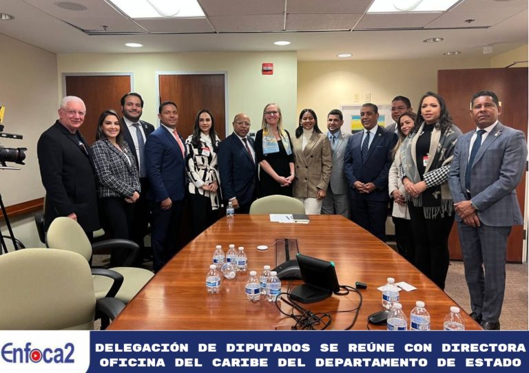 Delegación de diputados se reúne con directora oficina del Caribe del Departamento de Estado