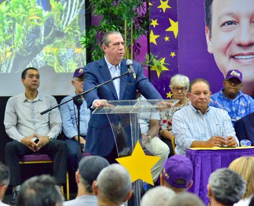 Francisco Javier García advierte que errores de Abinader traerán graves consecuencias al país