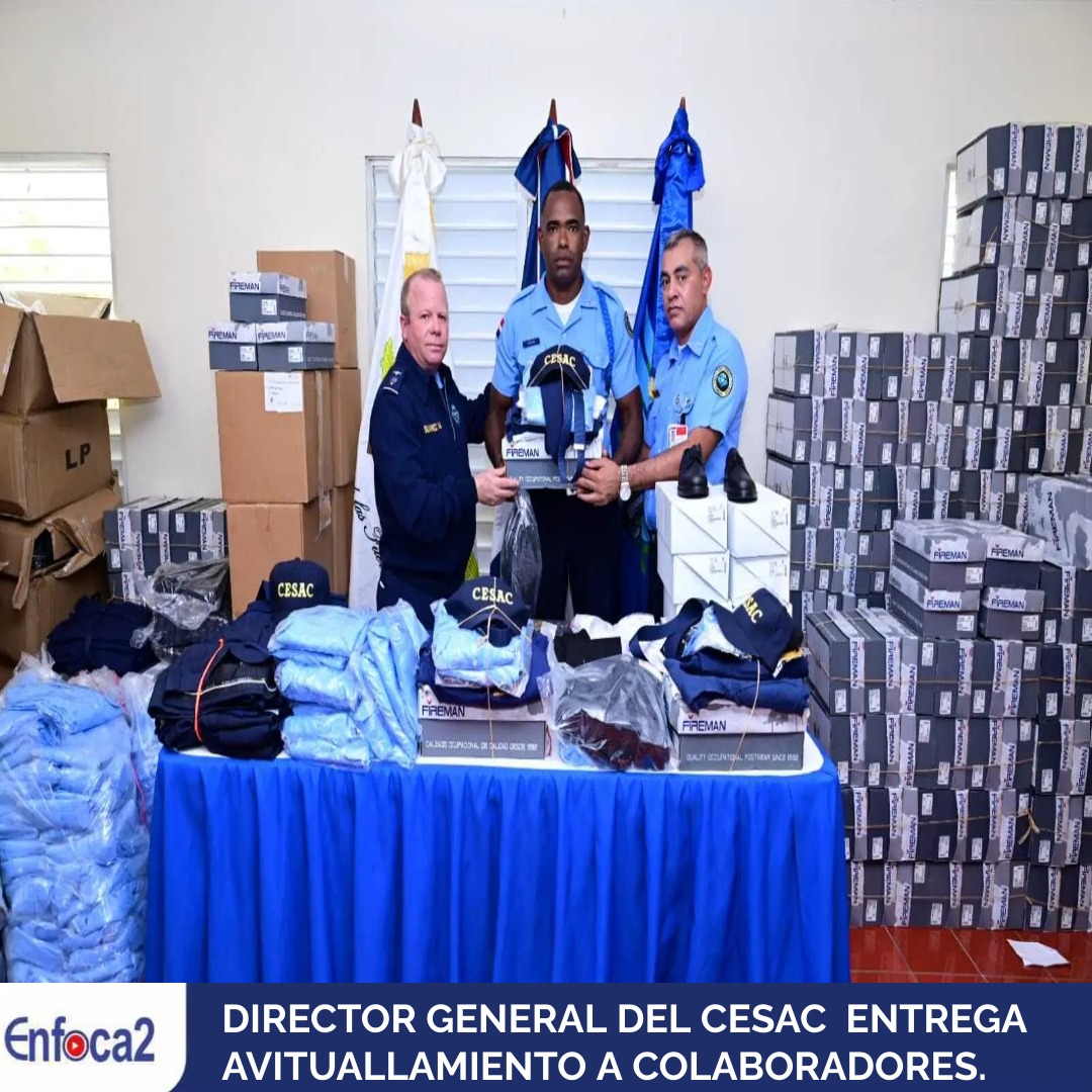 DIRECTOR GENERAL DEL CESAC  ENTREGA  AVITUALLAMIENTO A COLABORADORES. 