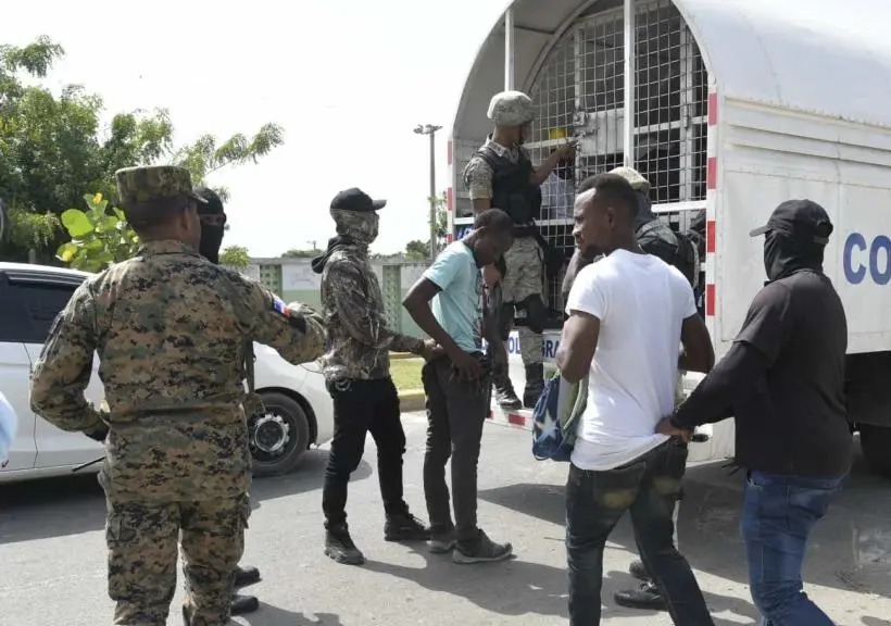 PN dice en últimos tres días han detenido 42 haitianos indocumentados en Neyba