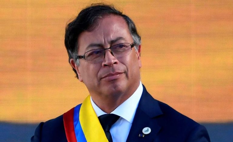 Colombia recibe vuelos de deportados tras superar crisis diplomática con EE.UU.