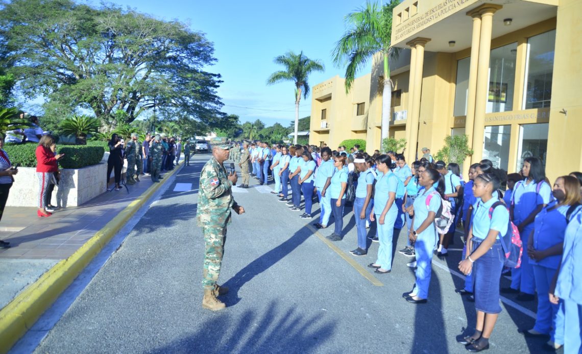 Escuelas Vocacionales inician clases de primer periodo 2024 con más de 19 mil nuevos estudiantes inscritos