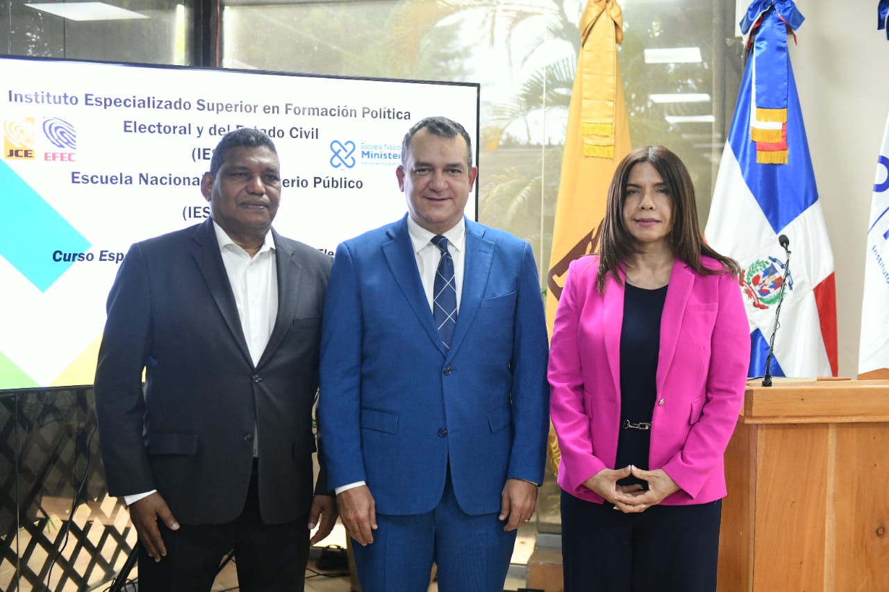 El IESPEC y el IES-ENMP capacitan a más de 200 fiscales electorales en Derecho Penal Electoral a nivel nacional