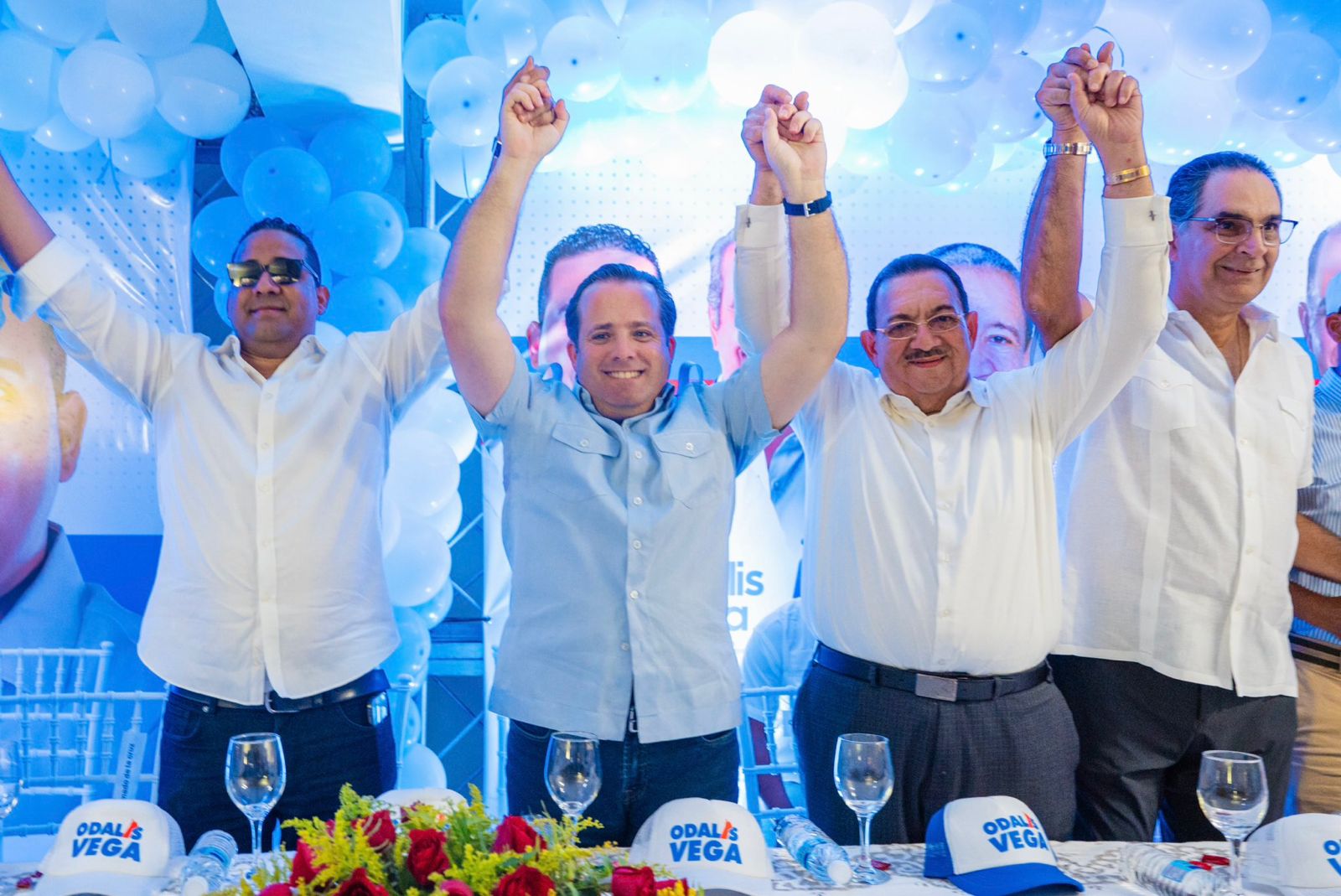 José Paliza recorre 9 provincias en la última semana