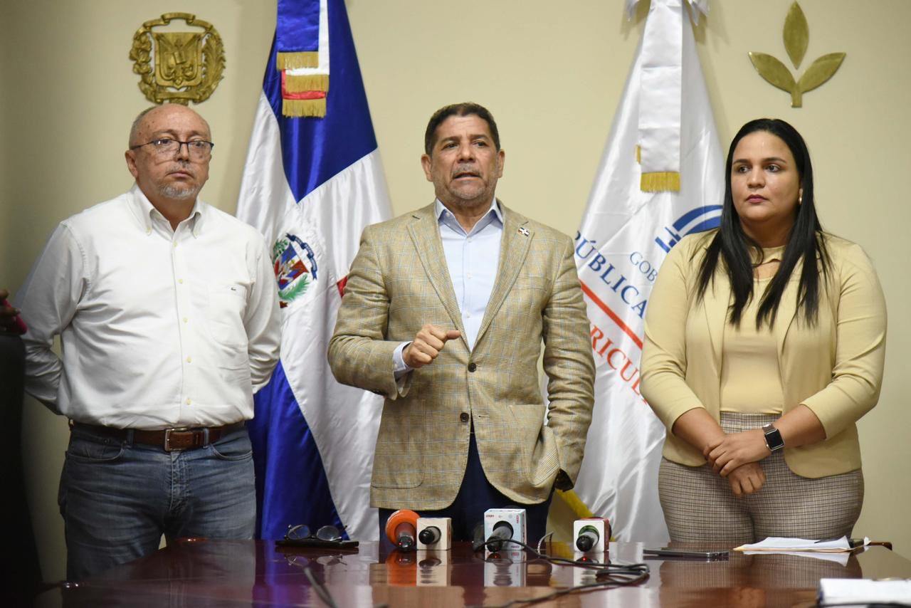 Agricultura activa protocolo ante detección de especimenes de la Mosca del Mediterráneo en Punta Cana.