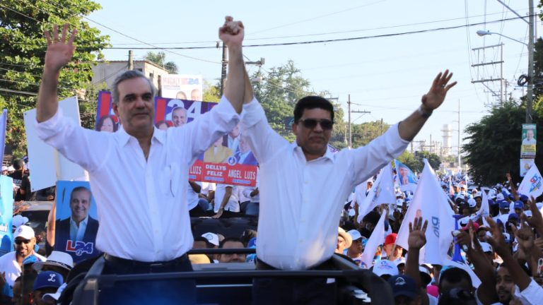 PRM estremece este domingo a SDN y SDE con multitudinarias caravanas.