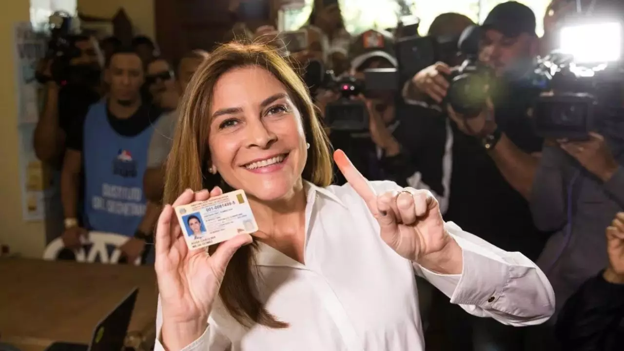 La alcaldesa Carolina Mejía emitirá su voto a la 9:30 am este domingo