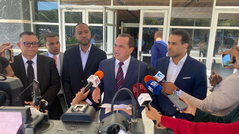 FP, PLD y PRD piden a Procuraduría investigar plan para sabotear elecciones municipales.
