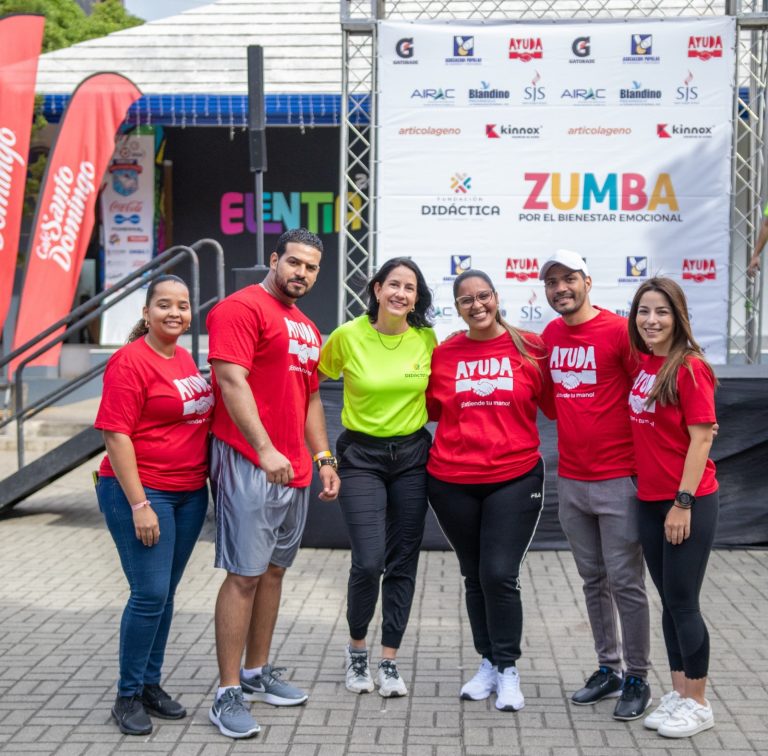 Fundación Didáctica realizó Zumba por el bienestar emocional.