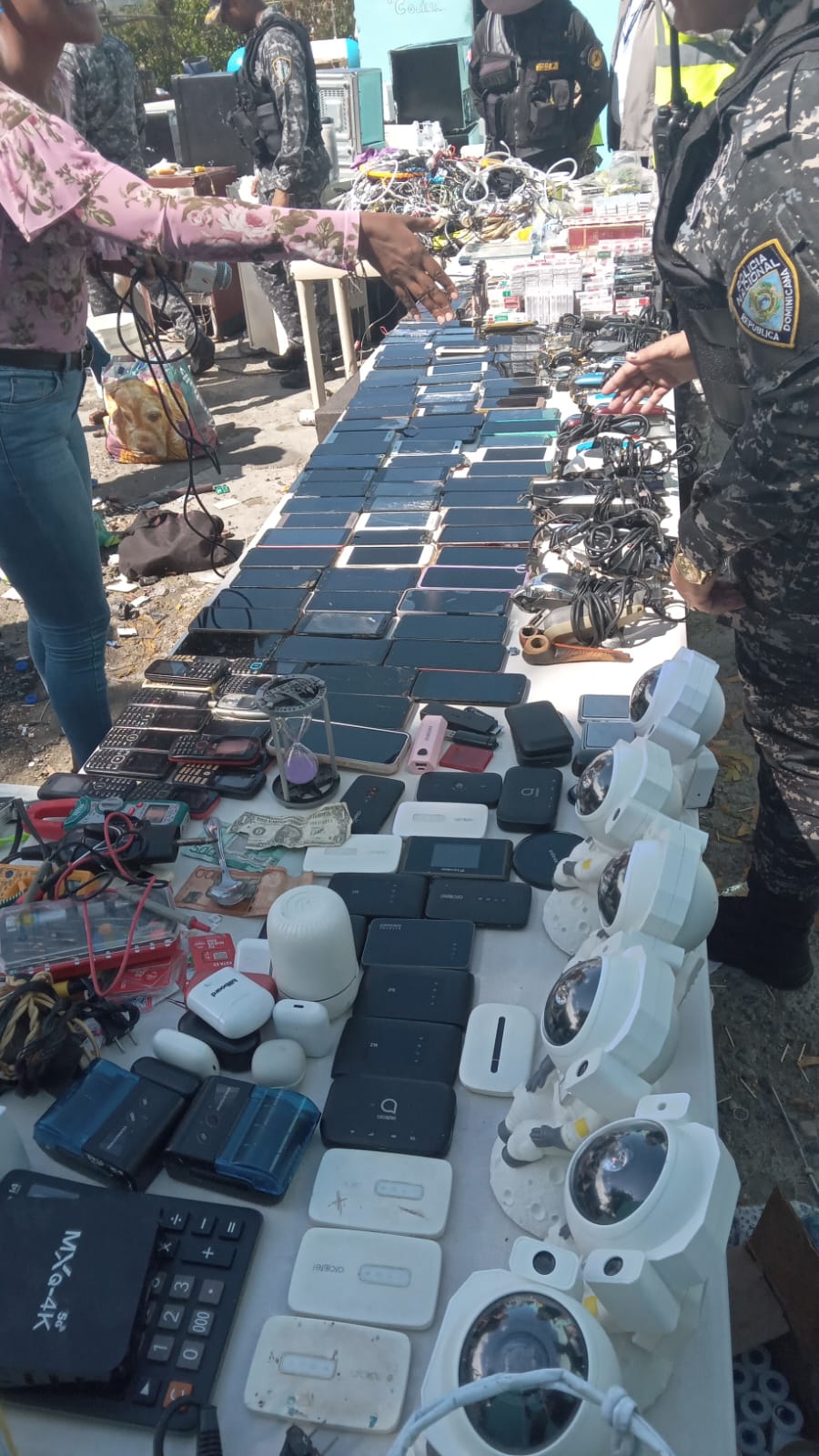 Fuerza de Tarea Conjunta despliega amplio operativo en Peravia