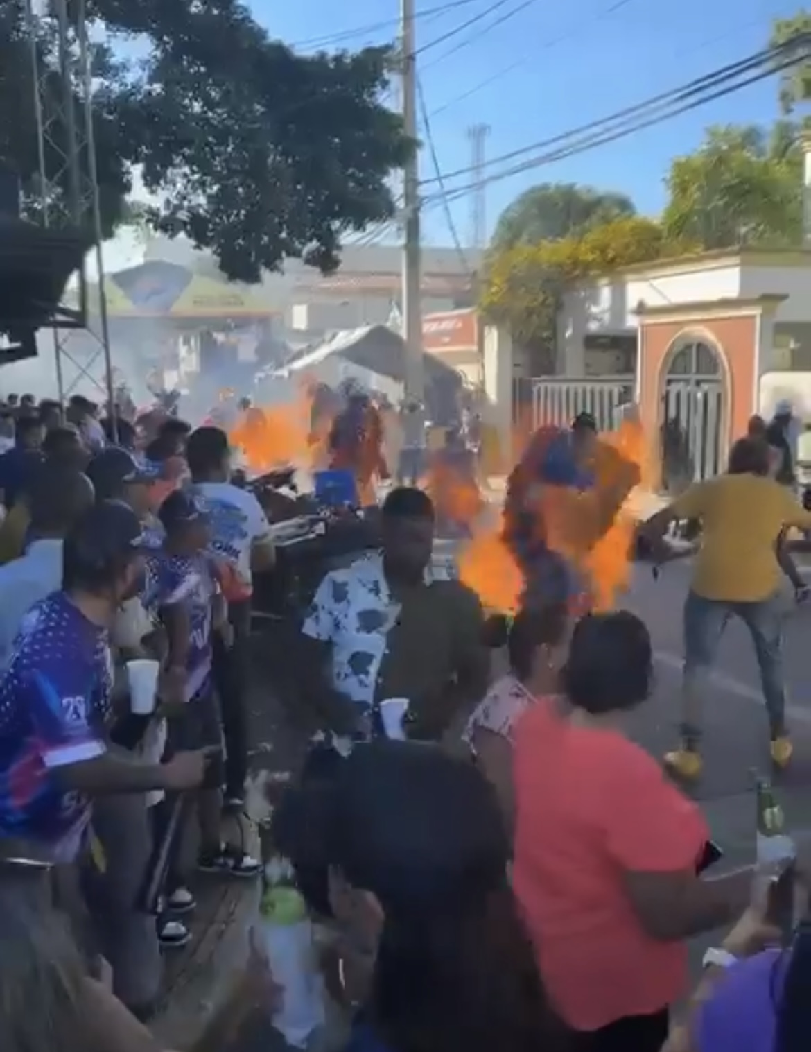 TRAGEDIA EN CARNAVAL DE SALCEDO