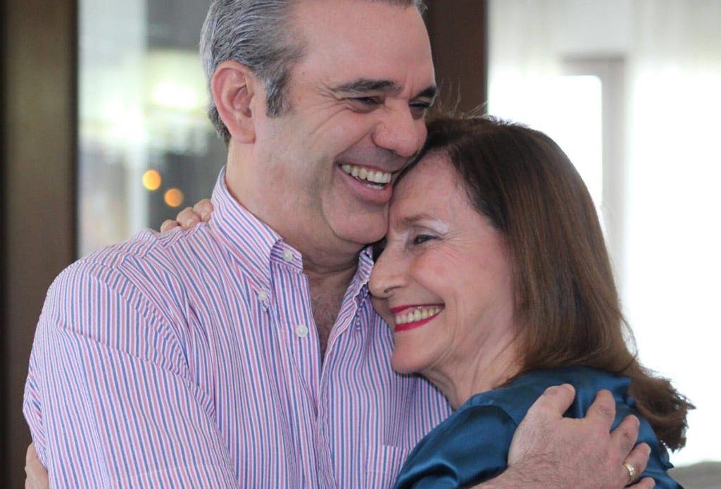 Hospitalizan Madre Presidente Abinader