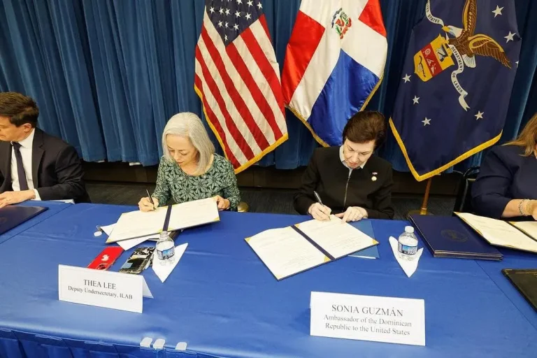 EEUU Y Embajada Dominicana Pactan Promover Derechos Laborales Dominicanos