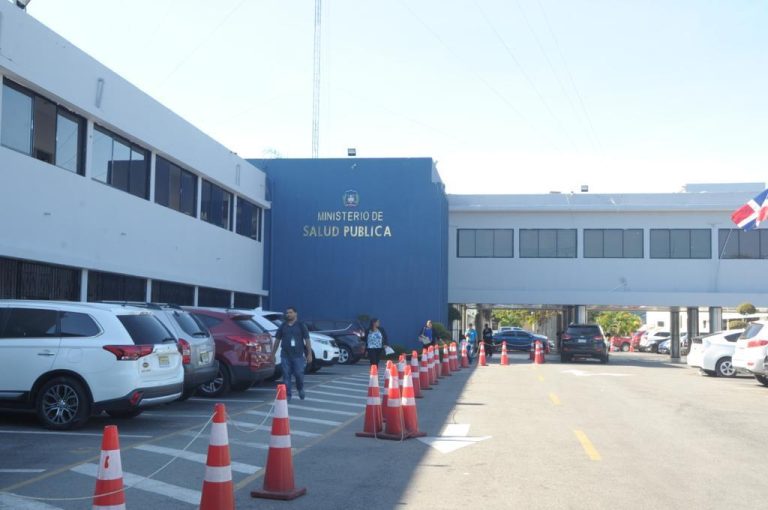 Gobierno dominicano entrega tejidos de Piel Humana para víctimas de quemaduras en carnaval de Salcedo