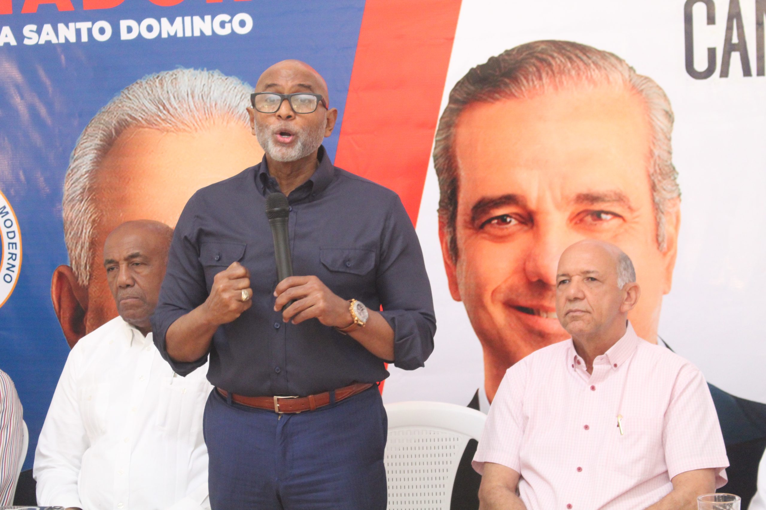 Ángel de la Cruz Confiado Luis Abinader Ganará En Primera Vuelta