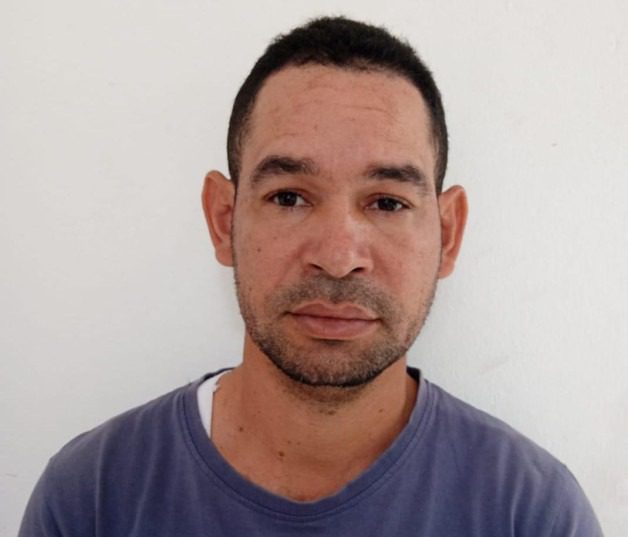 MP solicita prisión preventiva contra psicólogo que supuestamente agredió sexualmente a varias niñas en escuelas de Dajabón