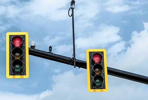 Contraloría realiza Evaluación Particular A Proyecto Semáforos Inteligentes