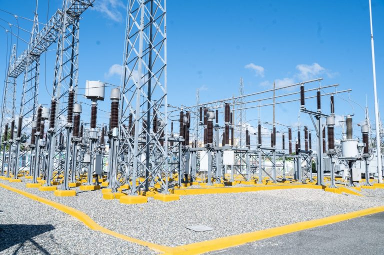 ETED Pone En Funcionamiento 4 Nuevos Campos De línea En  San Cristóbal  