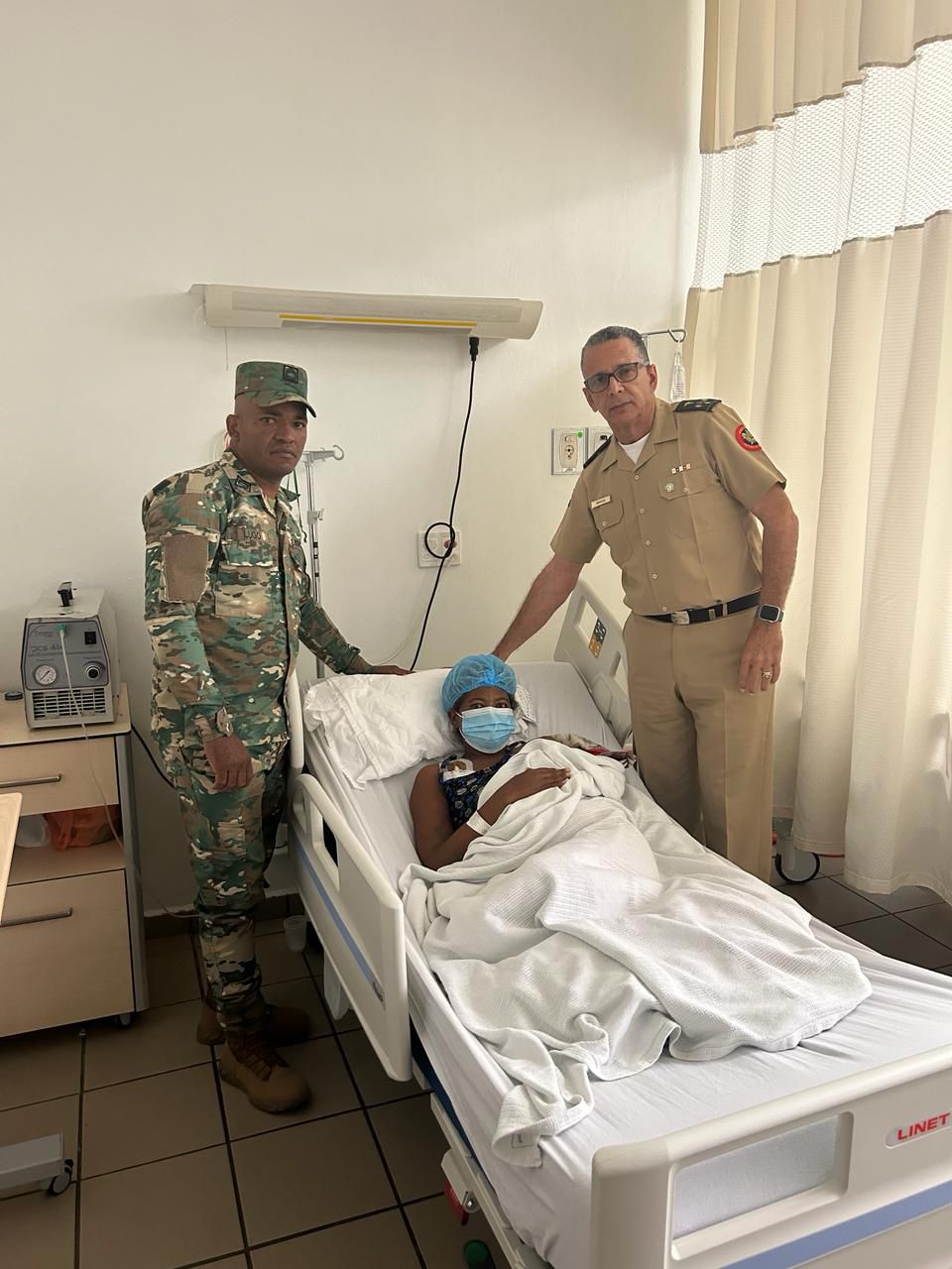 Esposa De Soldado Recibe Atenciones Médicas