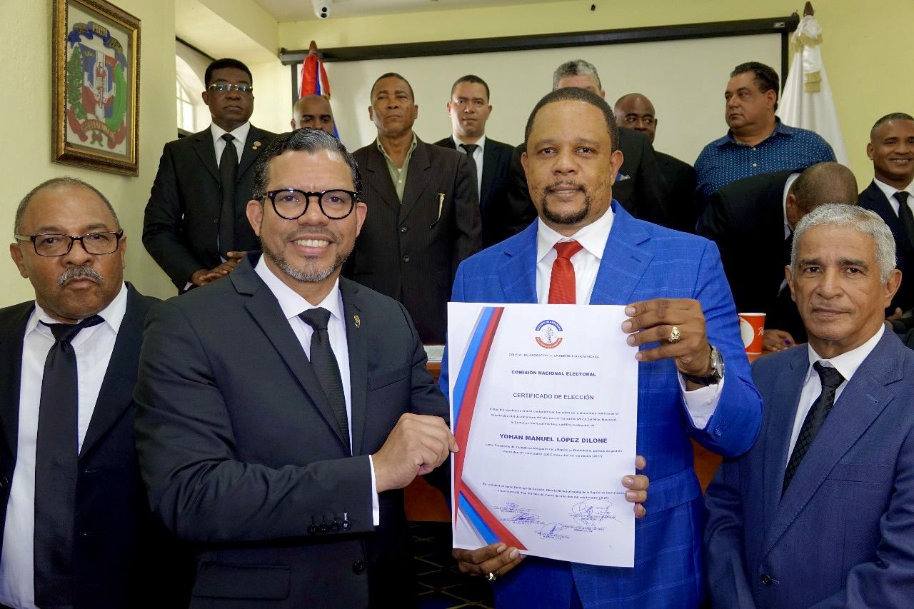 CARD juramenta a Yohan López Como Su Presidente, Poniendo Fin A Conflicto
