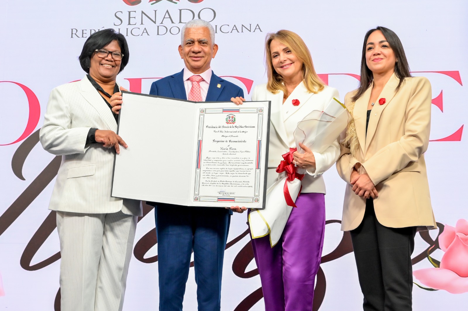 32 Mujeres Fueron Reconocidas Por La Cámara Del Senado