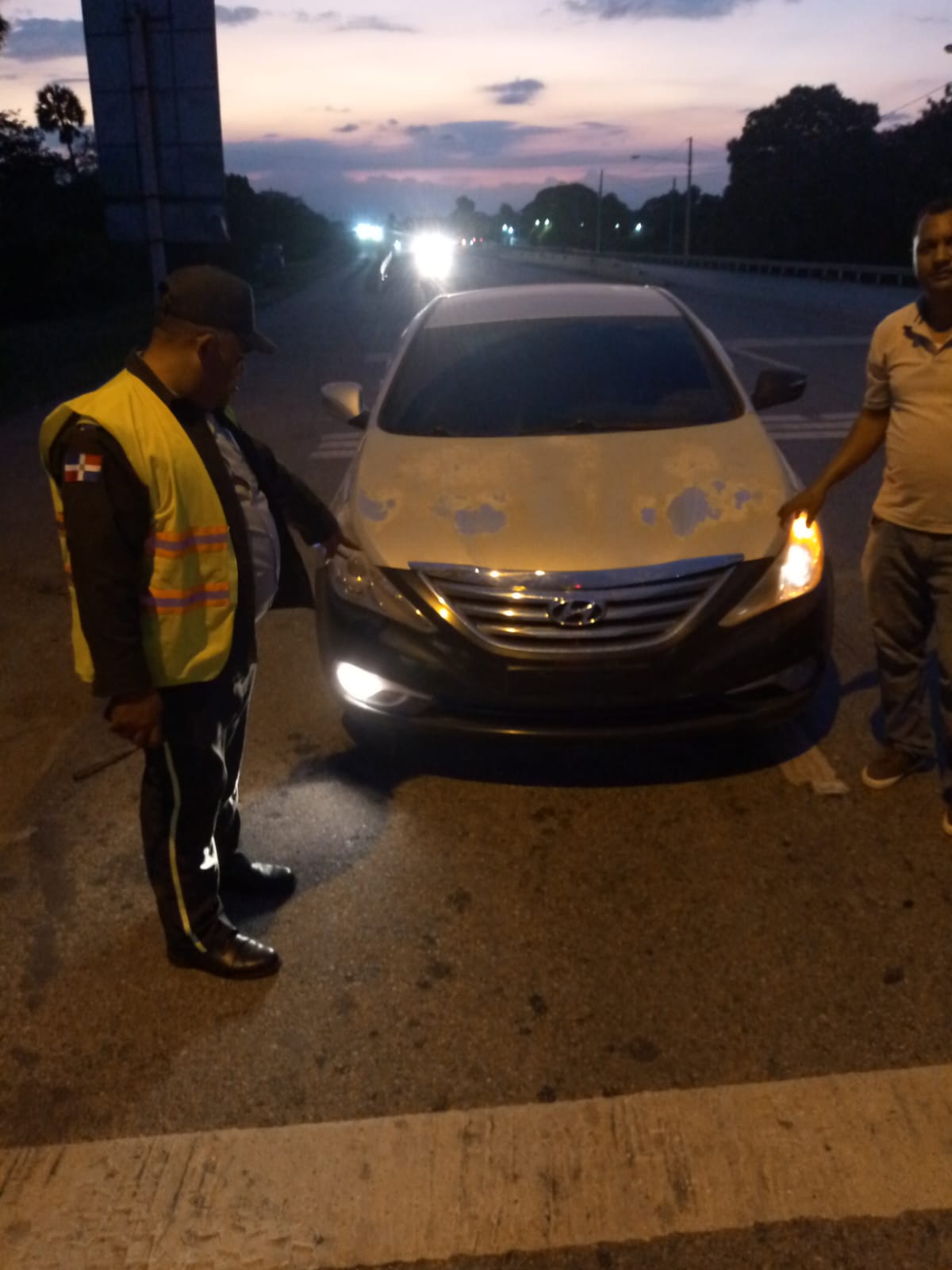 DIGESETT fiscaliza cerca 600 conductores por transitar sin luces