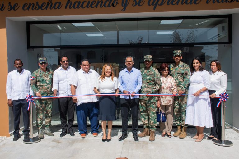Escuelas Vocacionales de las FF.AA. y la PN inaugura nuevo centro educativo