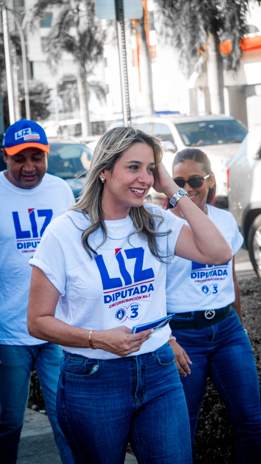Liz Mieses Entrega Cientos De Botiquines En Operativo SS24 DN