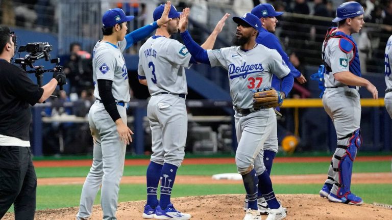 Shohei Ohtani Brilla en su Debut de Playoffs y Lleva a los Dodgers a la Victoria sobre los Padres