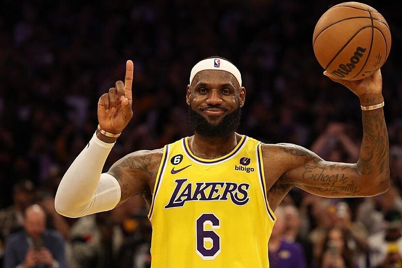 LeBron James hace historia: Primer jugador en alcanzar los 50,000 puntos en la NBA