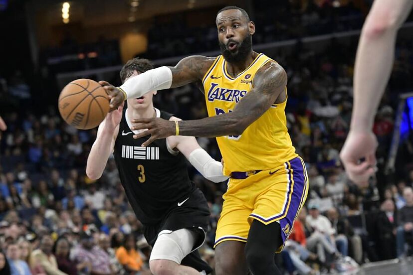 Lakers Avanzan A Primera Ronda Playoffs