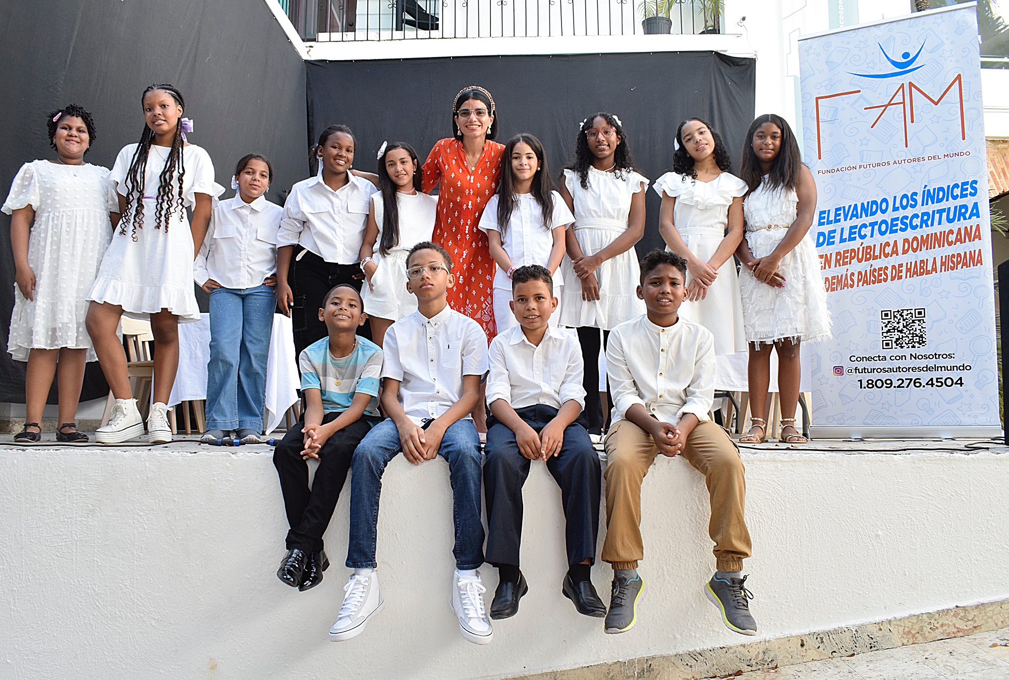 Futuros Autores Del Mundo Presentan Nuevo Libro Multicultural