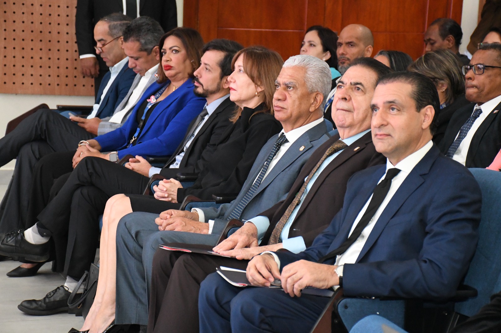 Senado Promueve Panel Sobre Inteligencia Artificial 